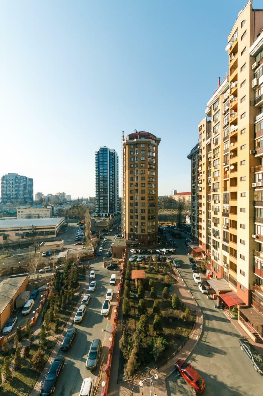 3 Комнатные Апартаменты В Центре Печерска Kiew Exterior foto